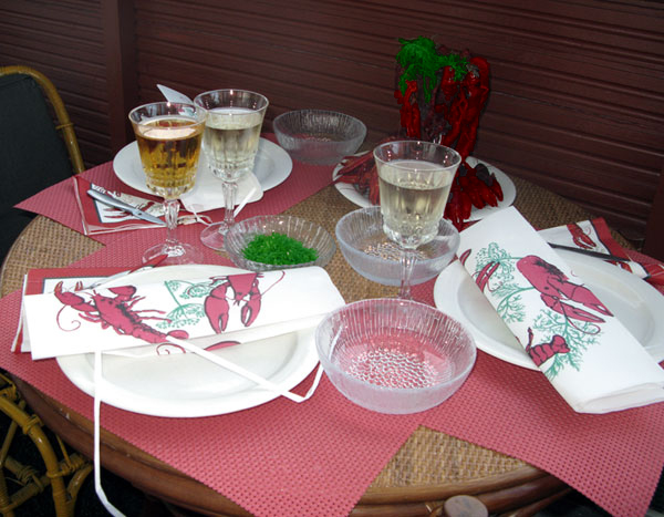 Rapujuhlien kattaus